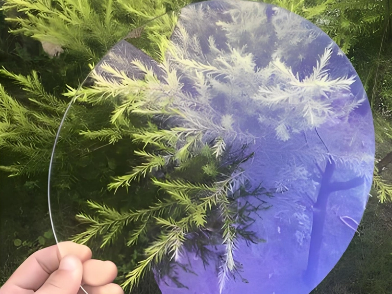 Каковы преимущества антибликовое стекло по сравнению с обычным стеклом