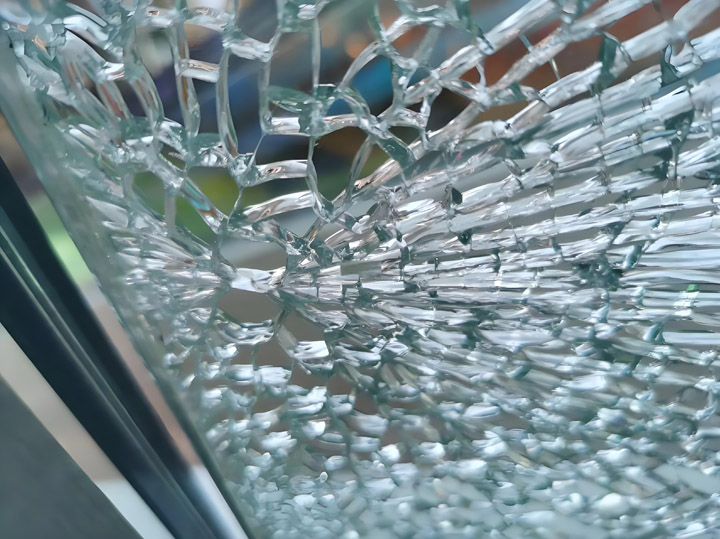 the-reason-of-spontaneous-breakage-of-tempered-glass-03.jpg the-reason-of-spontaneous-breakage-of-tempered-glass-03.jpg