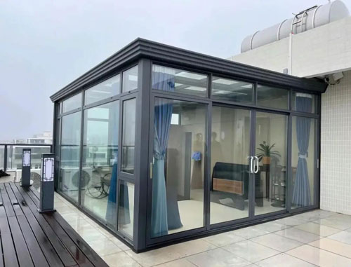 the-sunrooms-are-warm-in-winter-and-cool-in-summer14.jpg the-sunrooms-are-warm-in-winter-and-cool-in-summer14.jpg