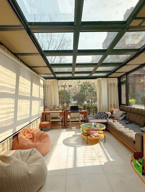 the-sunrooms-are-warm-in-winter-and-cool-in-summer21.jpg the-sunrooms-are-warm-in-winter-and-cool-in-summer21.jpg